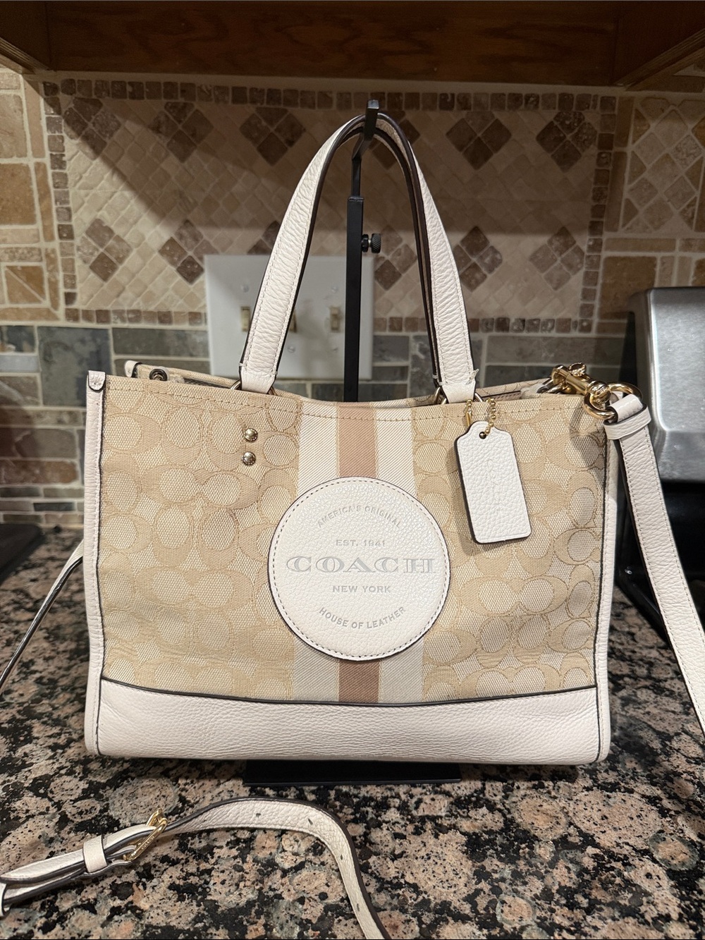Coach Dempsey Carryall (C8448)